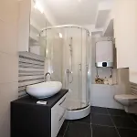 Emili Apartment *
